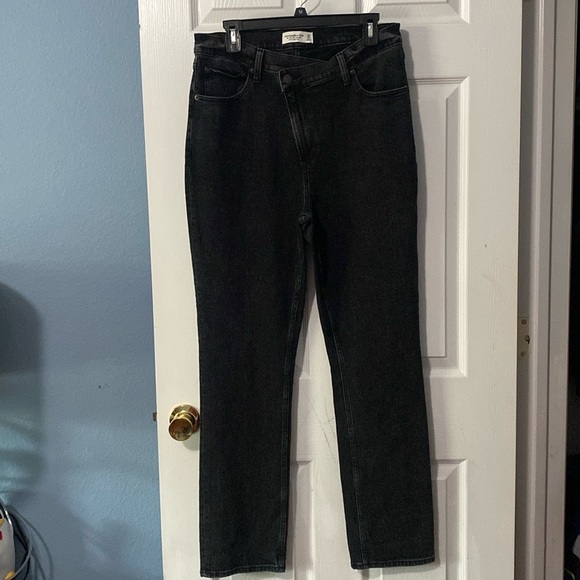 ABERCROMBIE & FITCH The '90s Slim Straight Hi-Rise Black Jeans Size32/14 ( F-17) - Picture 1 of 10